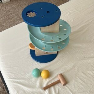 Tap and go spiral activity tower